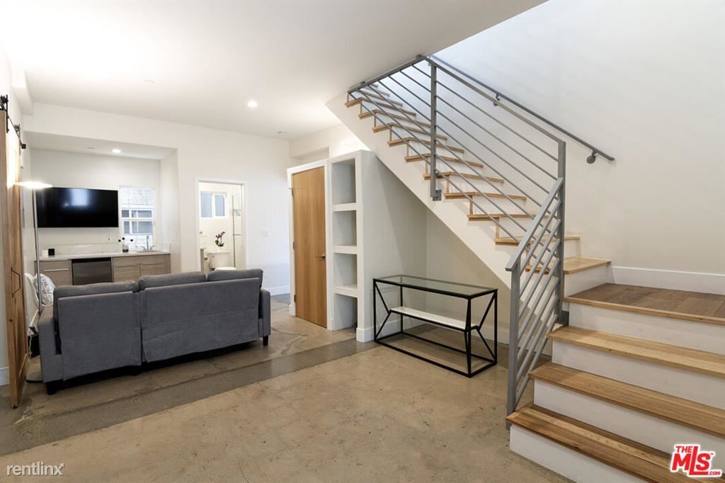 Primary Photo - 2 br, 2.5 bath Townhome - 1235 23rd St # 1...