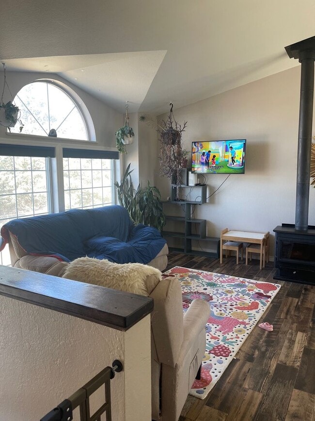 Building Photo - Nice 4 bed, 2 bath Spring Creek Home