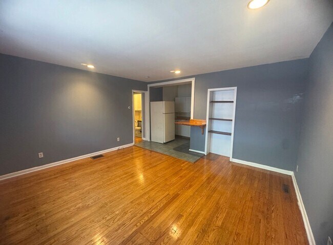 Foto del edificio - Heritage Hill One-Bedroom, One-Bathroom Ap...