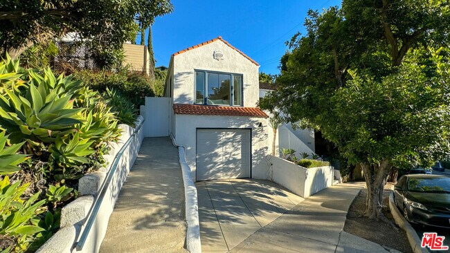 Building Photo - 3123 Berkeley Ave