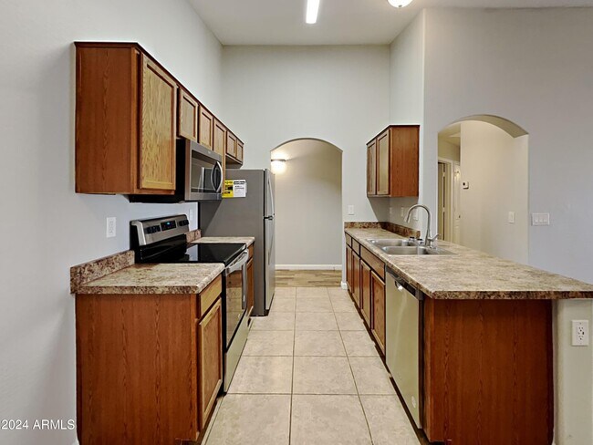 Foto del edificio - 40768 W Sanders Way