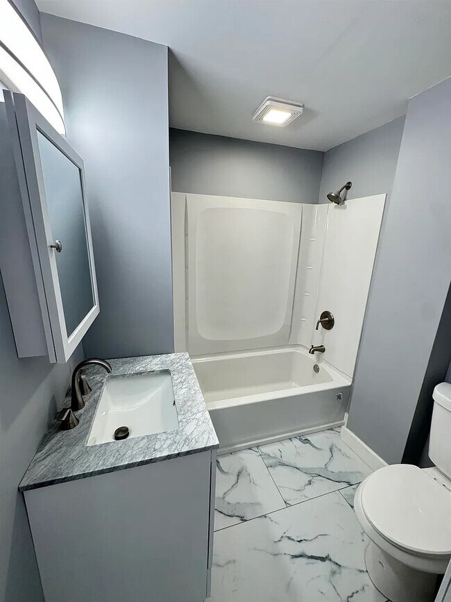 Bathroom - 13 Water St