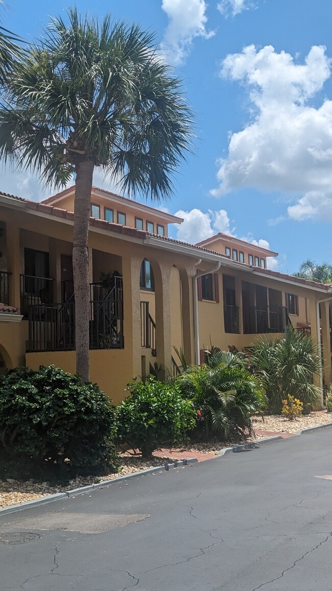9871 Citadel - 9871 Citadel Ln