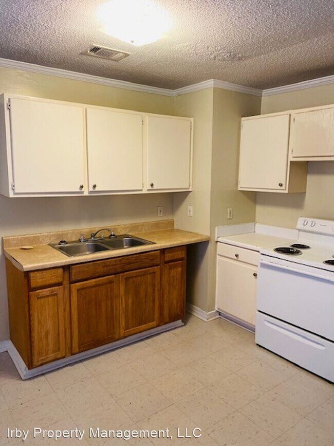 Foto del edificio - 3 br, 2 bath House - 4016 Cresthaven Road