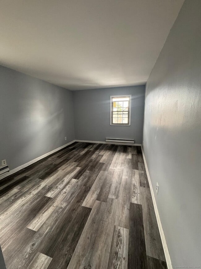 Foto del edificio - 240 Oak St