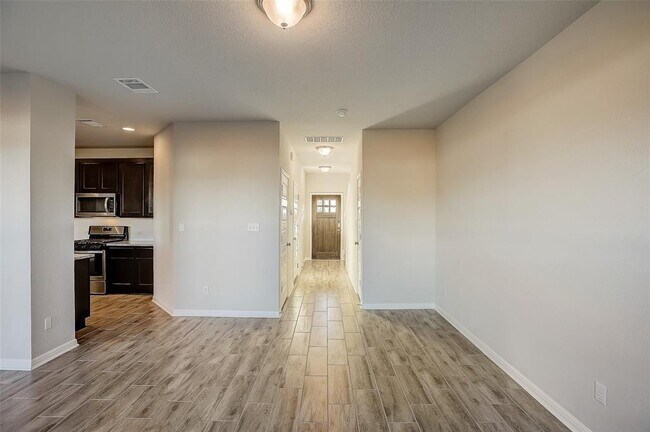 Foto del edificio - 540 Rearing Mare Pass