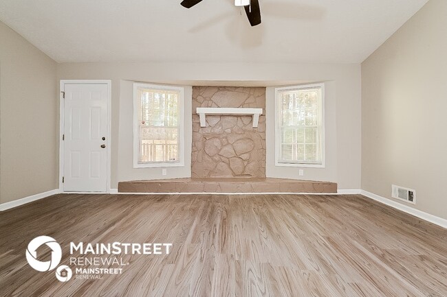 Building Photo - 654 Pepperwood Ln
