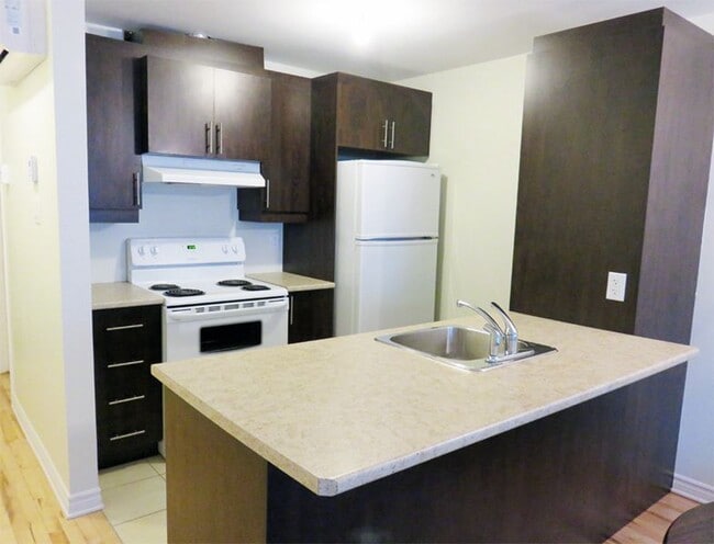 Building Photo - 2339 St Augustin-Cantin