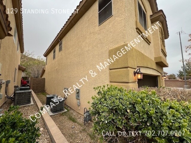 Building Photo - 129 Standing Stone St