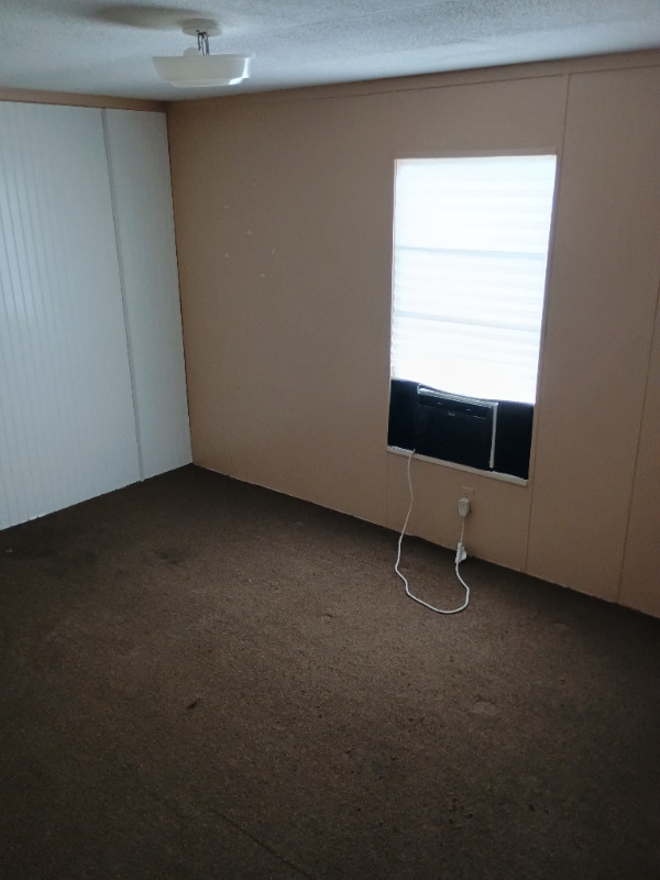 Building Photo - 107 SW Lancelot Gln