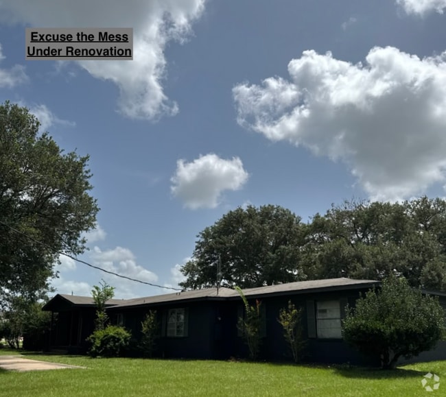 Building Photo - 317 Owens Rd