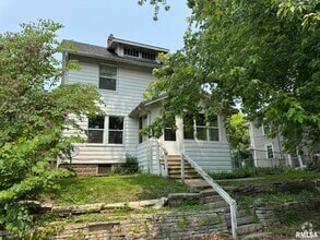 1018 Arlington Ct