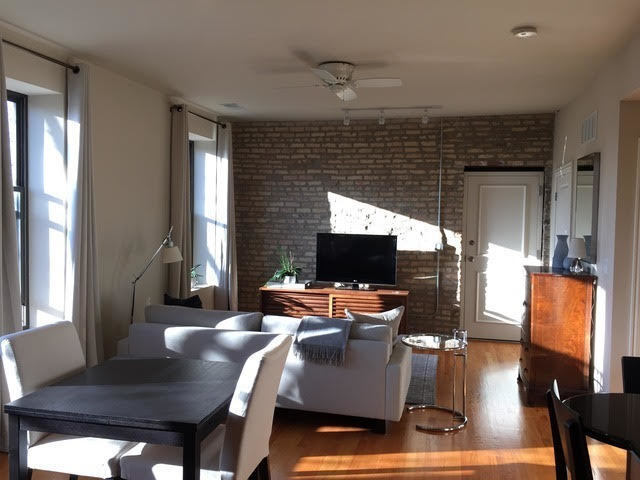 Foto del edificio - 841 N Washtenaw Ave