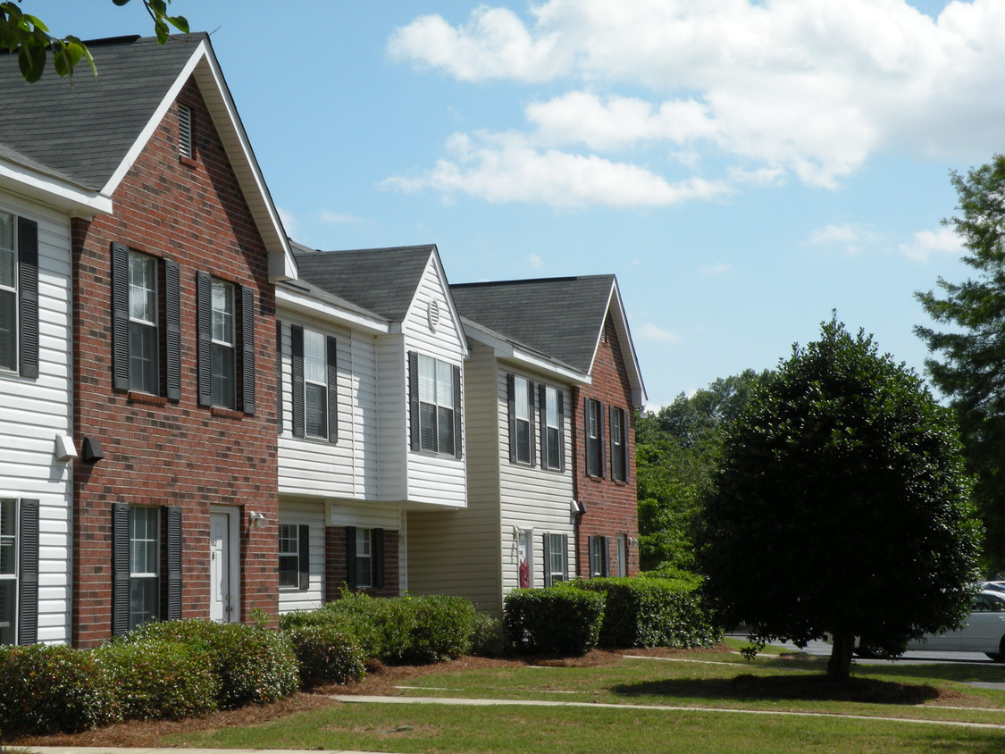 Primary Photo - The Islands Apartments and Townhomes