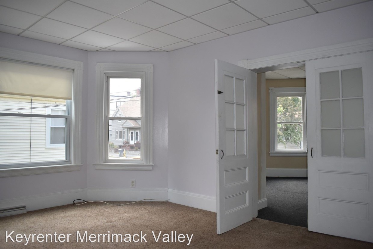 Primary Photo - 134-136 Boxford St