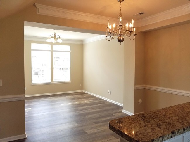 Building Photo - 506 Berry Chase Way