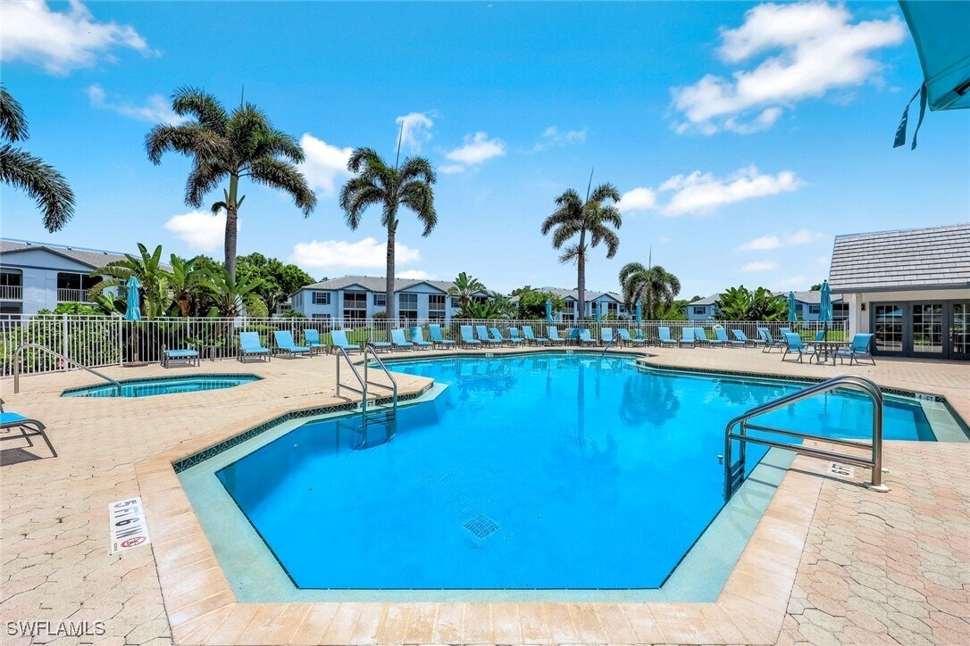 Foto del edificio - 832 Tanbark Dr