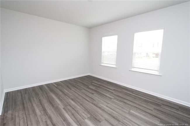 Foto del edificio - 461 Grange Farm Pl