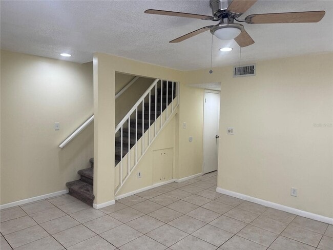 Building Photo - 231 Amherst Ave