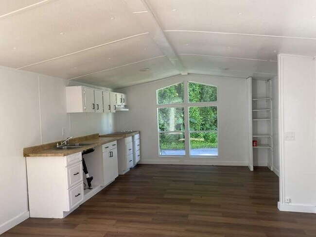 Foto del edificio - 925 Ponce De Leon Blvd