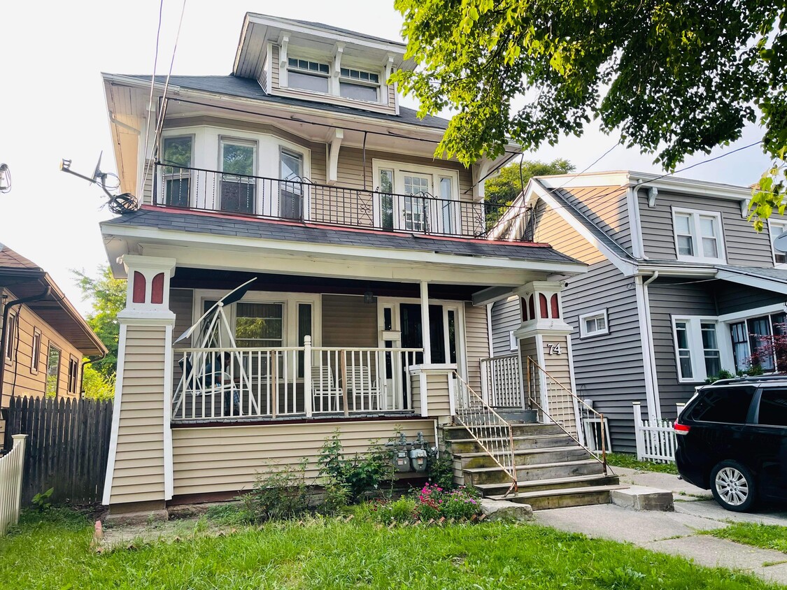 Primary Photo - 74 Armin Pl