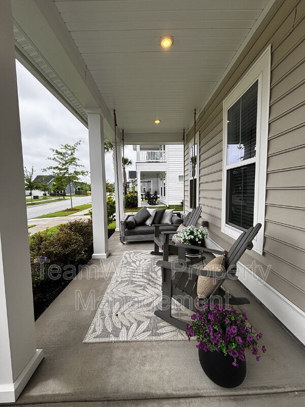 Foto del edificio - 214 Narrowleaf Ave