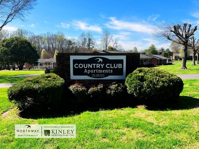 Interior Photo - Country Club Apartments