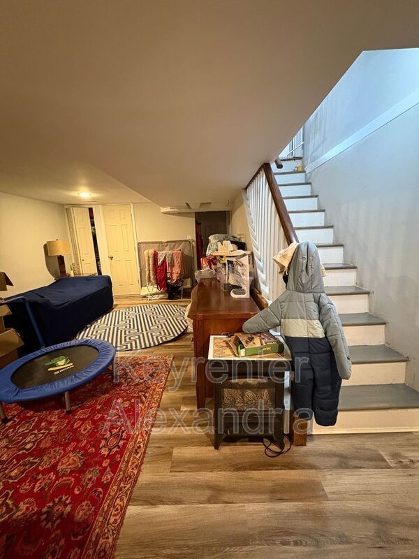 Foto del edificio - 105 Clifford Ave