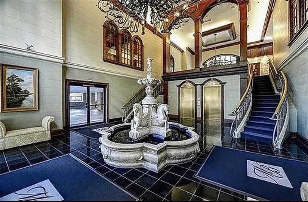 Foto principal - 3334 Peachtree Rd NE