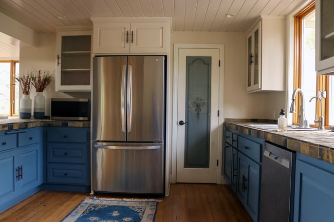 Building Photo - 1368 Farnham Rd