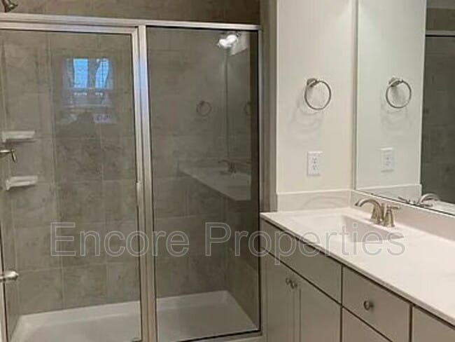 Foto del edificio - 1121 Diamond Dove Ln