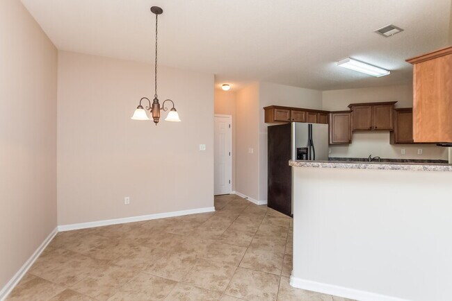 Foto del edificio - 5774 Bedford Loop E