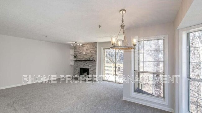 Foto del edificio - 1407 Riverview Dr