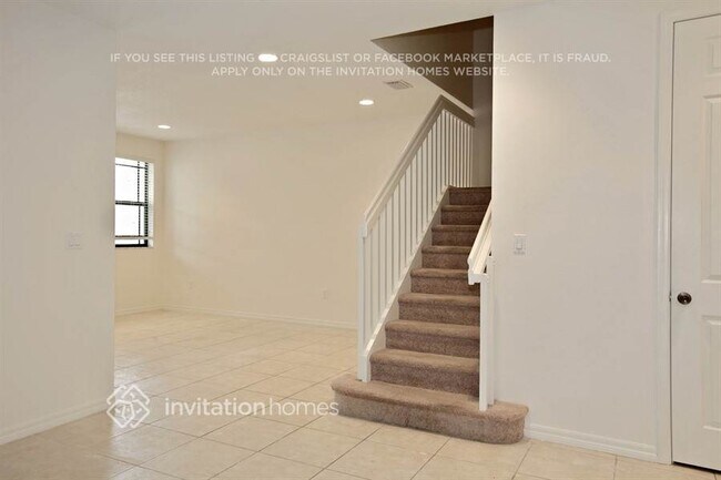 Foto del edificio - 627 NE 35th Ave