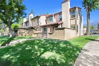 Building Photo - 9847 Bolero Dr