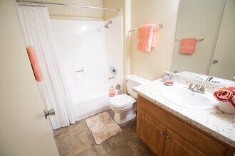 Building Photo - Gold Coast Apartments *First Month Free*