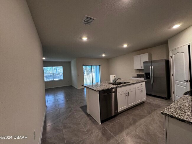 Building Photo - 2790 Fermoy Dr