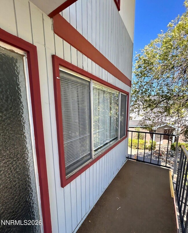 Building Photo - 3287 Gypsum Rd