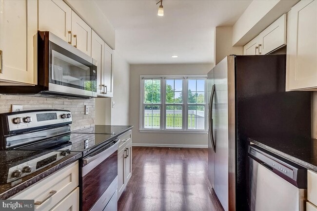 Photo - 8830 Thomas Lea Terrace Unit Townhome