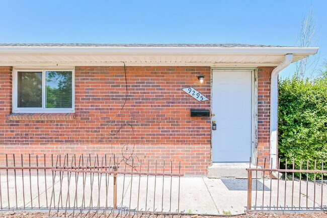 Foto del edificio - 9295 E 14th Ave