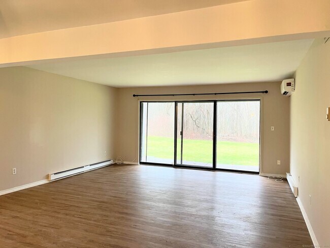 Building Photo - 97 Candlewood Dr