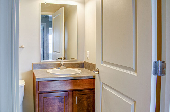 Floor plan 1 bathroom - Brennan Pointe I