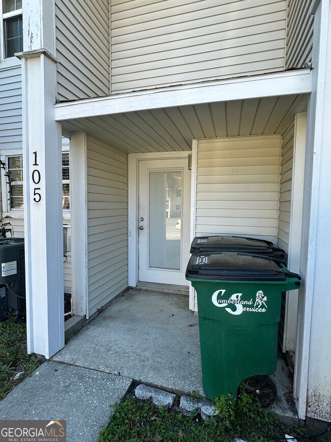 Building Photo - 105 Inlet Reach Cir