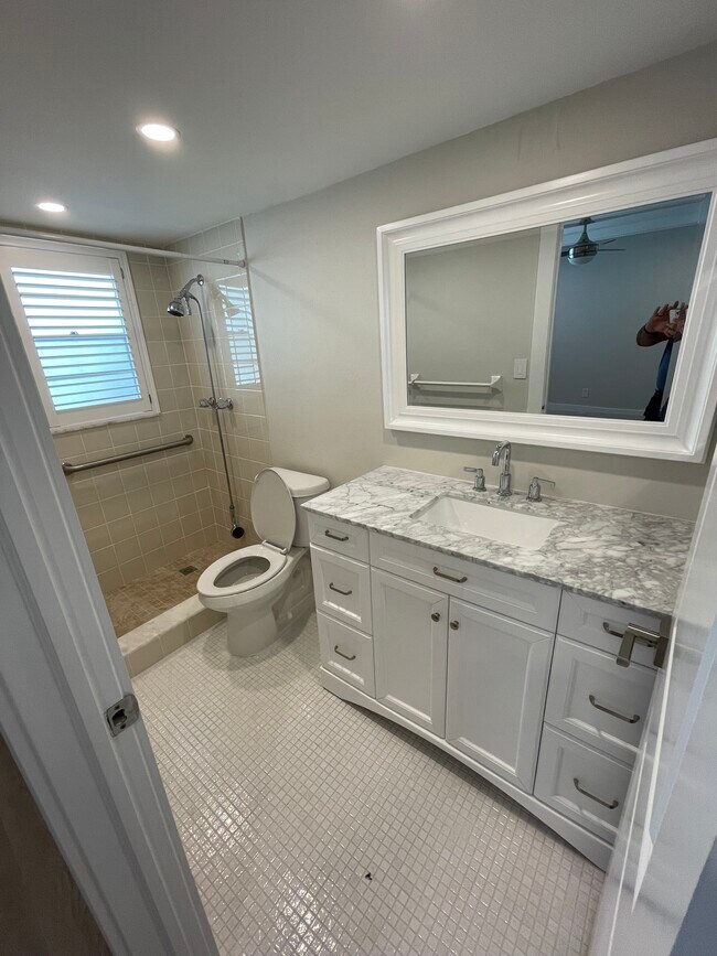 Foto del edificio - 1400 Pompei Ln