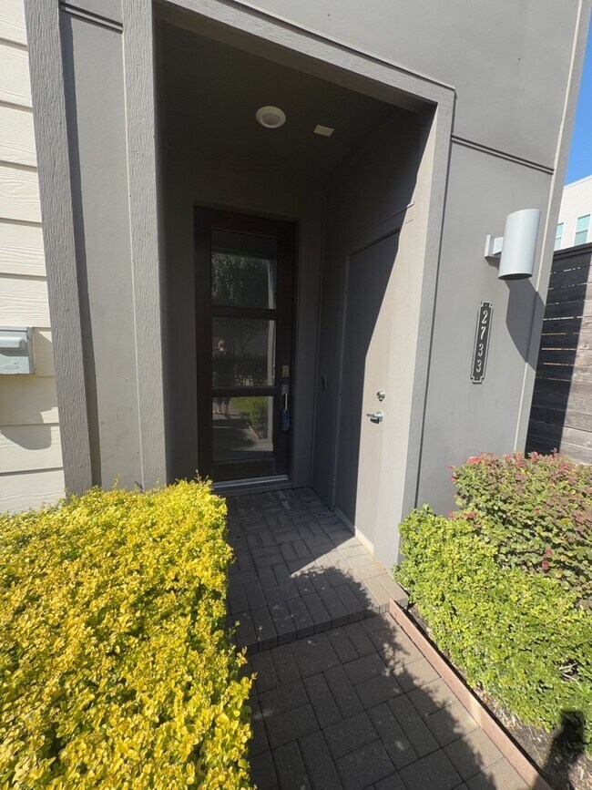 Building Photo - 2733 Eado Edge Ct