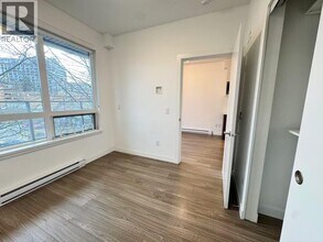 Building Photo - 379 E Broadway