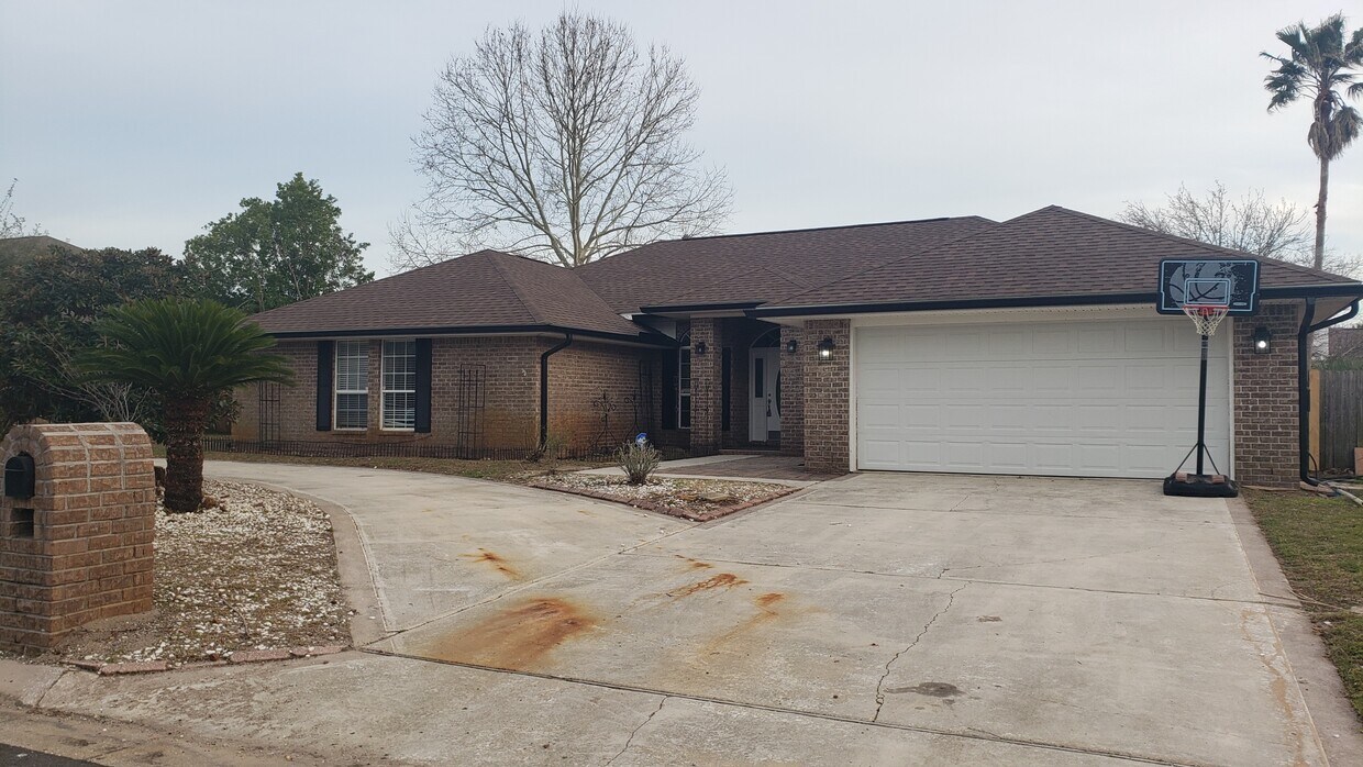 5053 Ring Rose Ct, Gulf Breeze, FL 32563 House Rental in Gulf Breeze