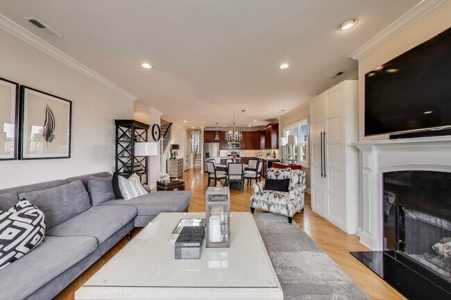 Foto del edificio - 3348 N Sheffield Ave