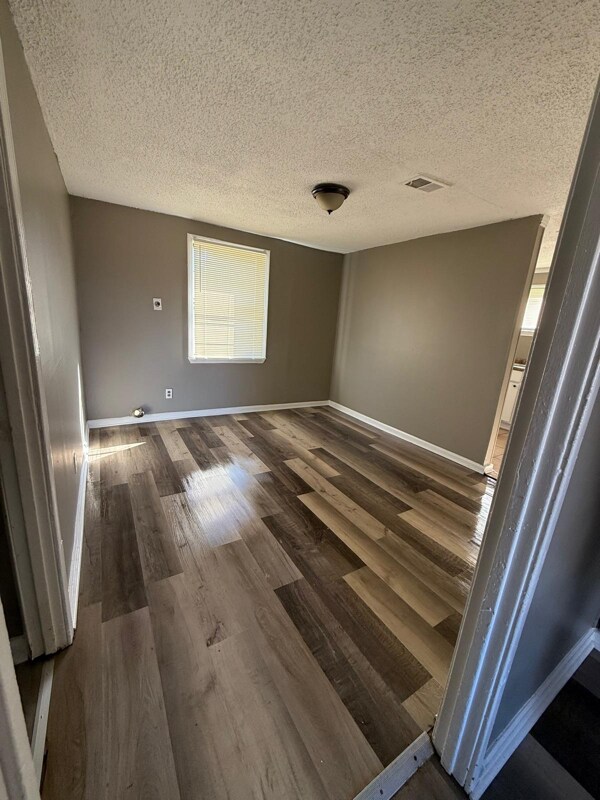 Foto del edificio - 4718 Dodd Rd