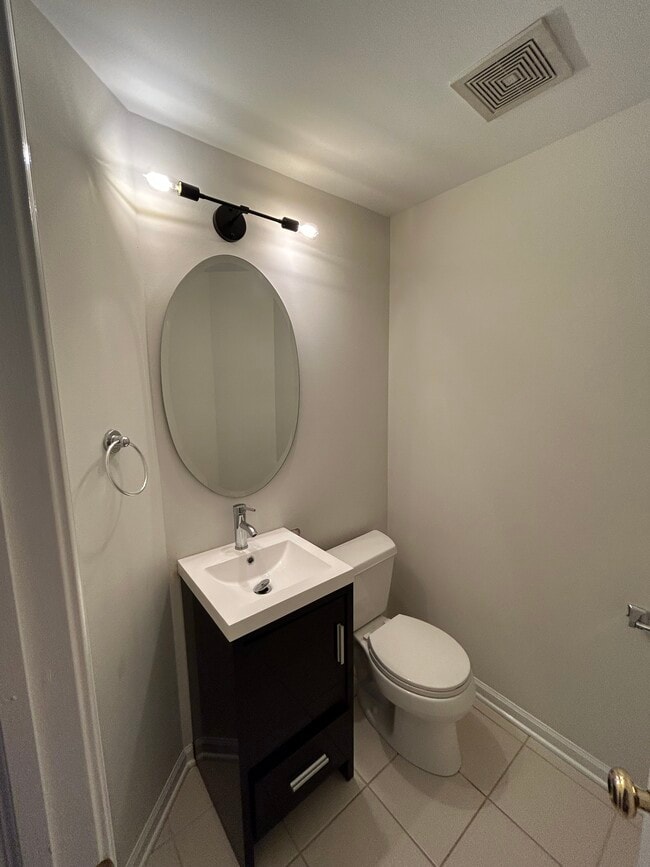 Foto del edificio - 2375 Chelsea Rd